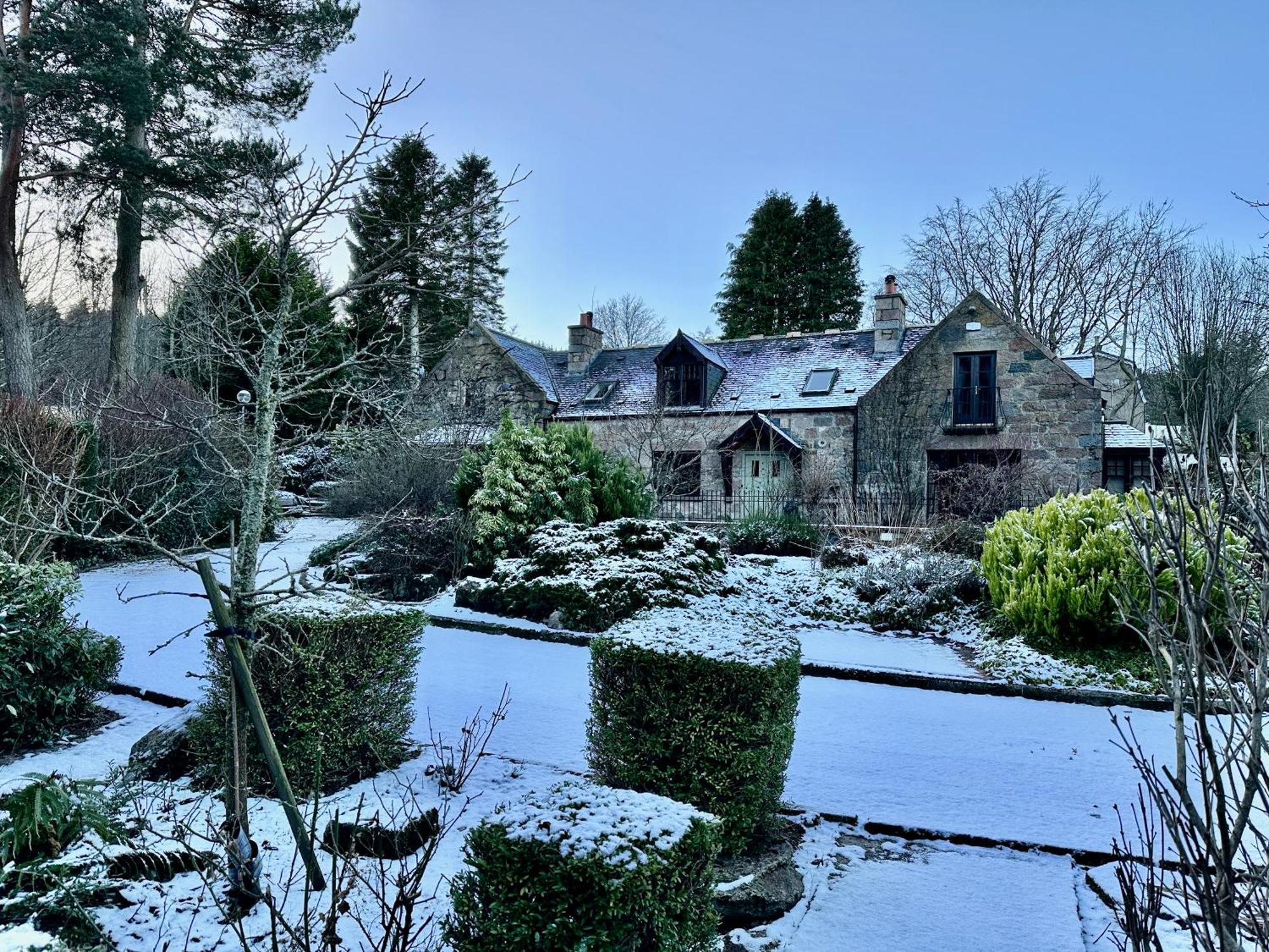 Awakening Alchemy Retreat Centre Bed & Breakfast Inverurie Exterior photo