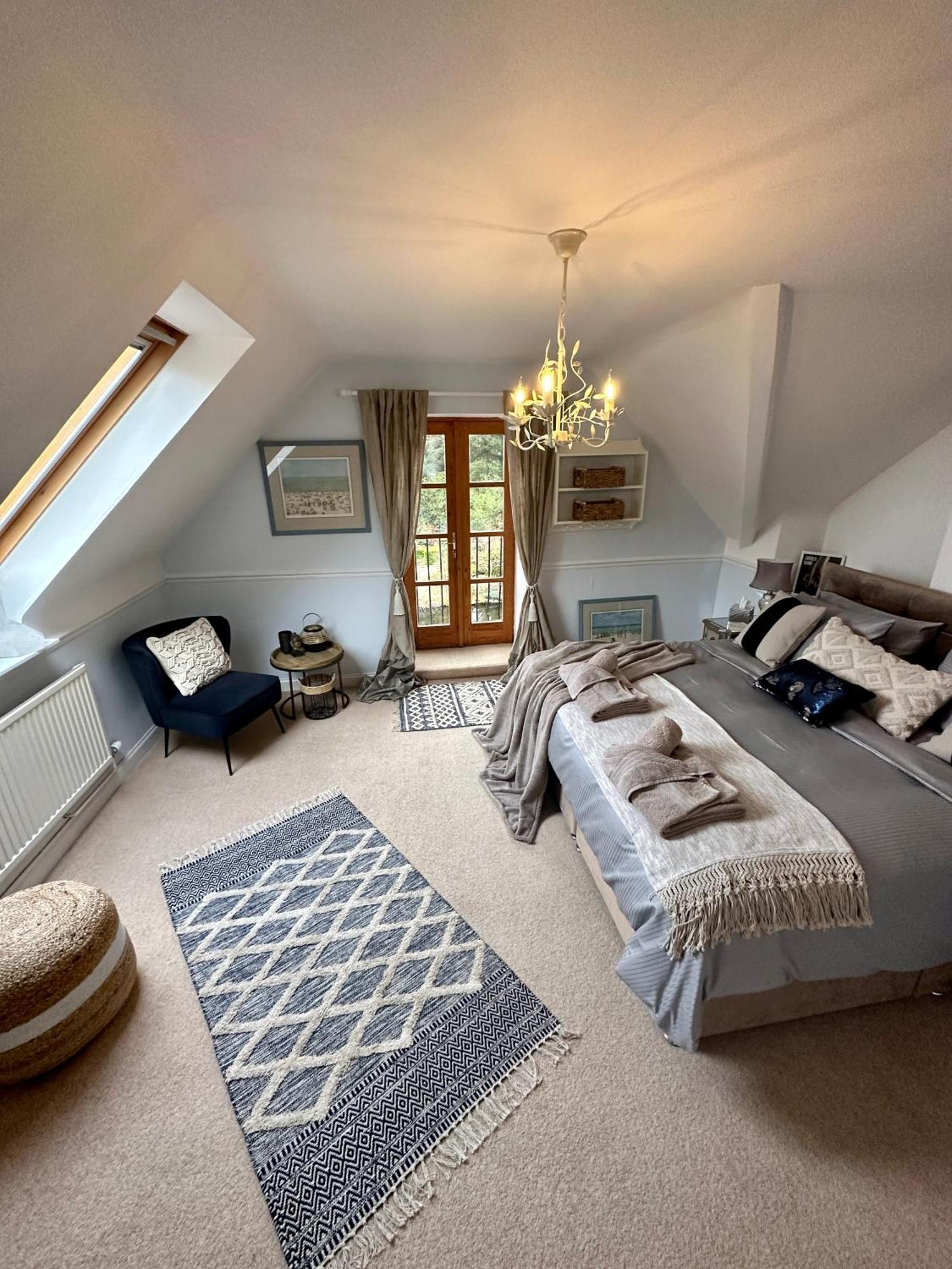 Awakening Alchemy Retreat Centre Bed & Breakfast Inverurie Exterior photo